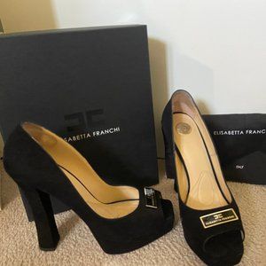 Elisabetta Franchi Modern Black Pumps